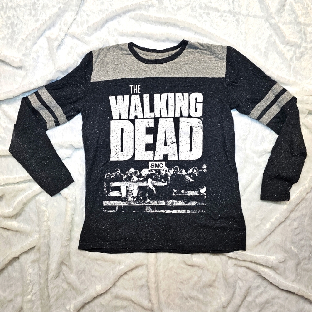 Walking Dead Long Sleeve Shirt - Size M